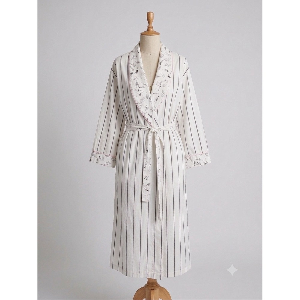 New‎ Vintage Robe Cotton Large Sketched Ladies Print White Black Striped NOS Fun